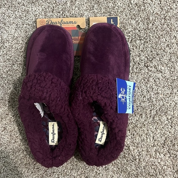 dearfoams Shoes - Dearfoams Solid Purple Memory Foam Slippers - Women’s Size Large 9-10